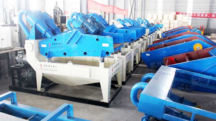 水洗砂設(shè)備哪種洗砂干凈、細(xì)砂回收效率高？