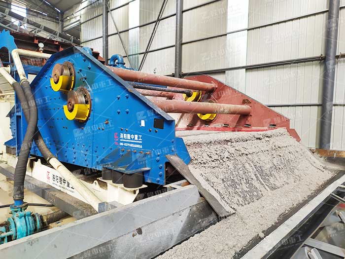 細沙回收設備輕松解決砂石生產線中尾沙浪費，出料不均勻問題